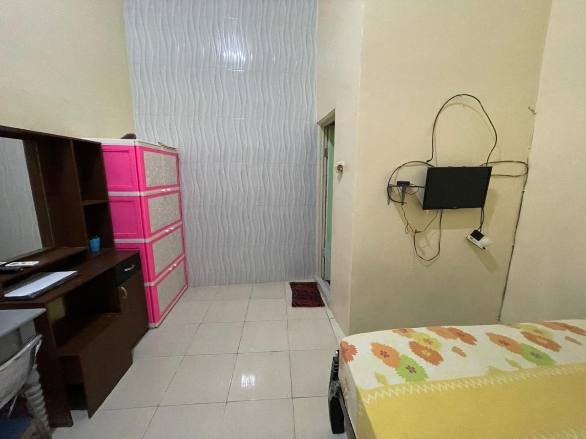 Oyo Life 93032 Maju Mapan Homestay Syariah Lamongan Dış mekan fotoğraf