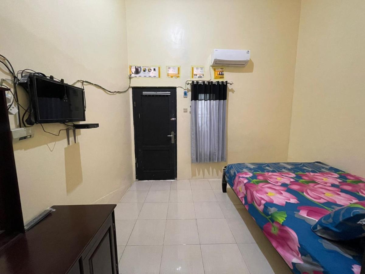 Oyo Life 93032 Maju Mapan Homestay Syariah Lamongan Dış mekan fotoğraf